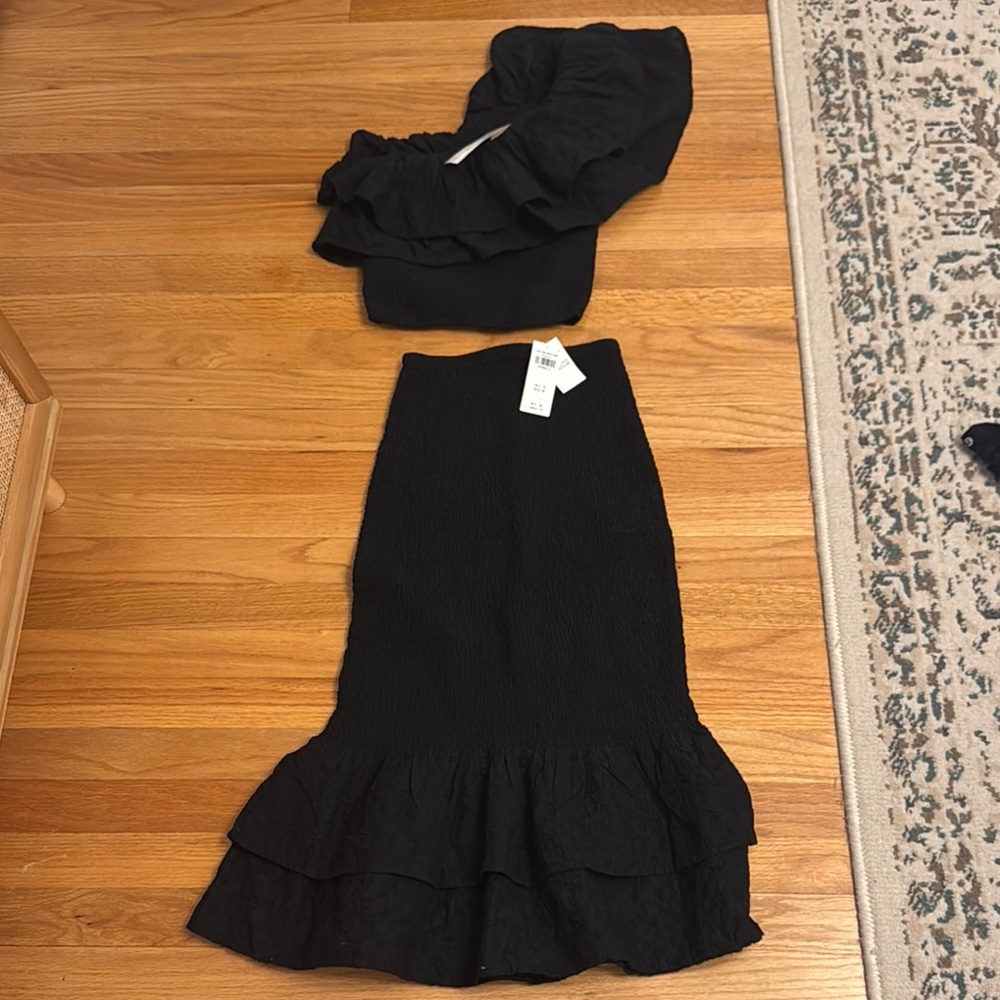Abercrombie smocked eyelet Midi Skirt with Ruffle Hem
